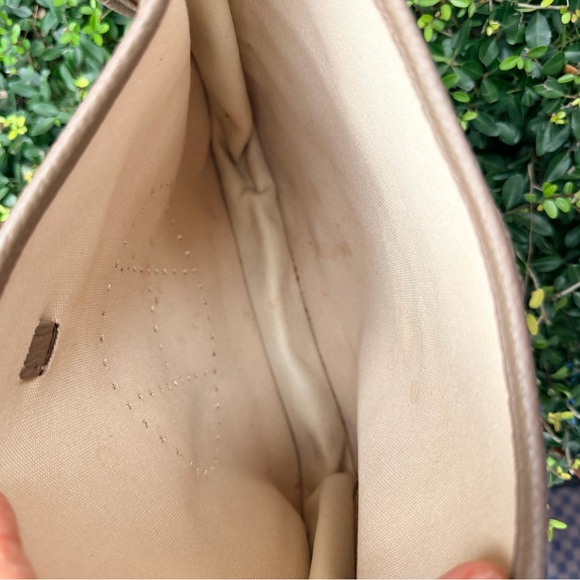 Taupe Leather Shoulder Bag - Picture 4 of 6